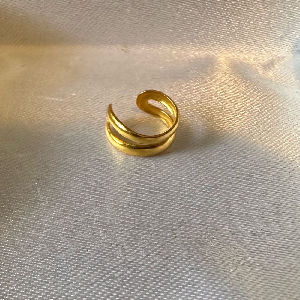 Banana Republic Gold Earring Cuff